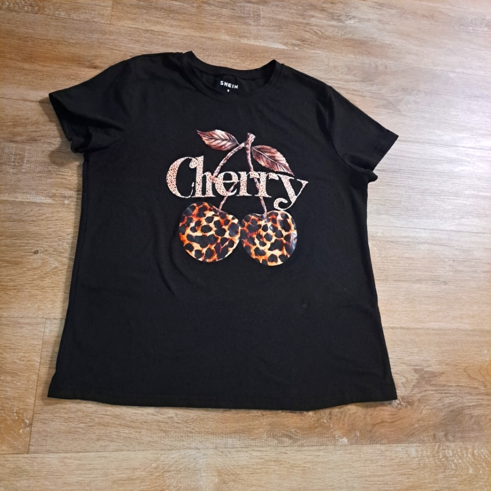 SHEIN Black Cherry Graphic T-Shirt Relaxed Fit Women's Size Small